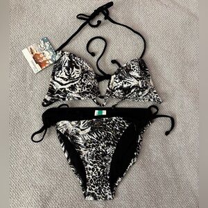 Seekers Two Piece Bikini Set Sz Small NWT | Bikini | Seekers 2-Piece Bikini NEW-